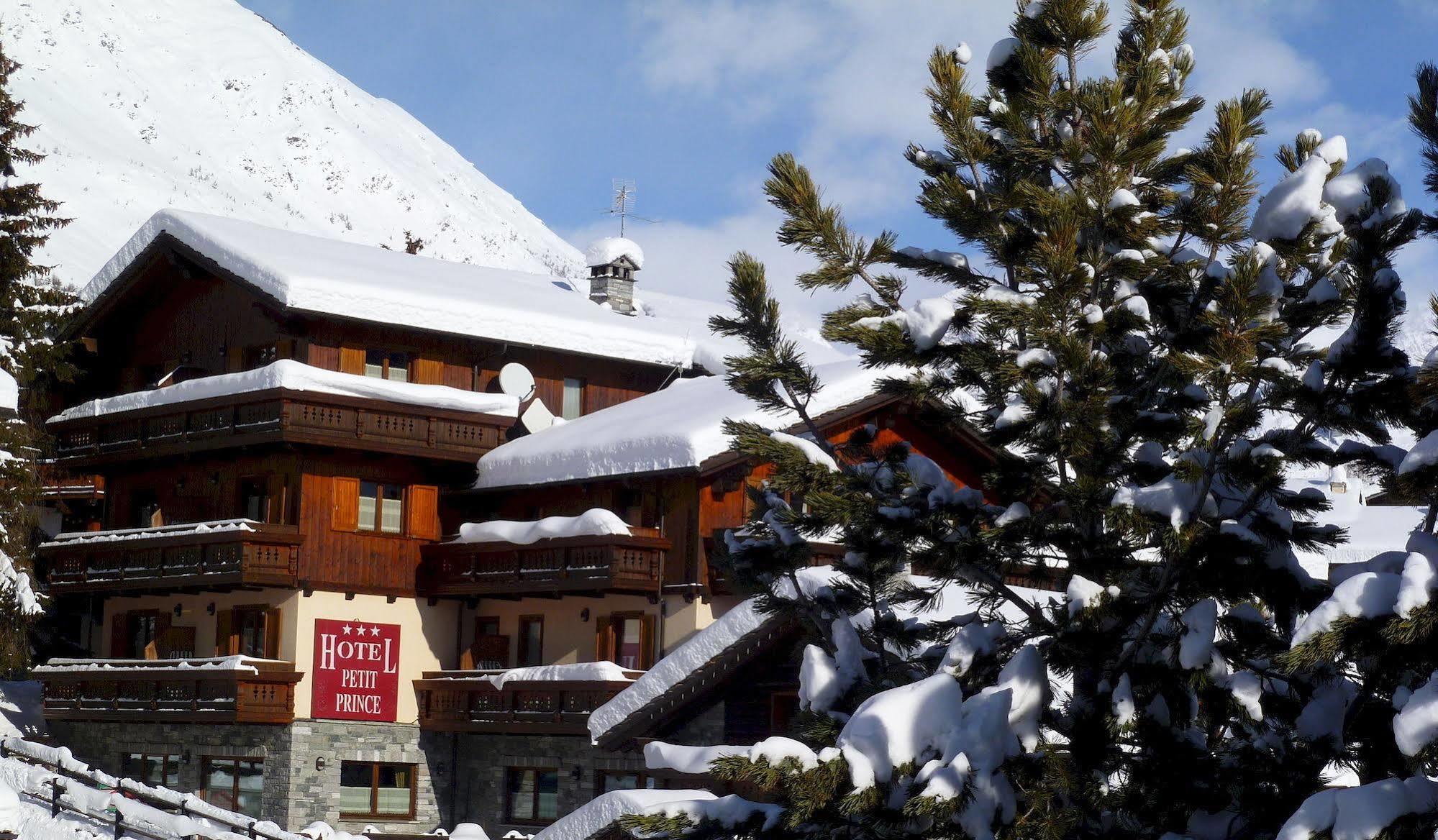 Hotel Petit Prince Antagnod Exterior photo